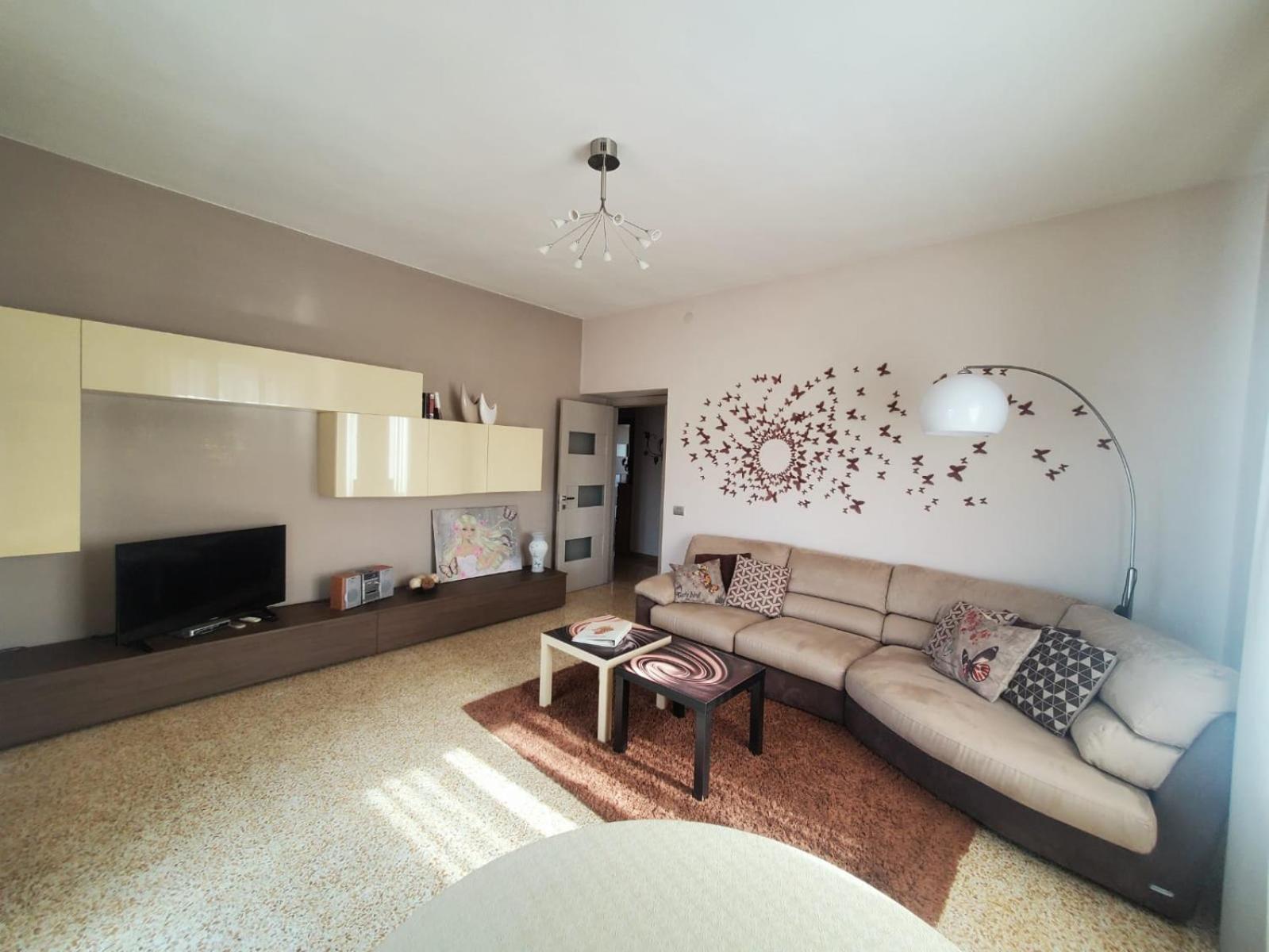 Appartement La Casa Di Giulia à Caserte Extérieur photo