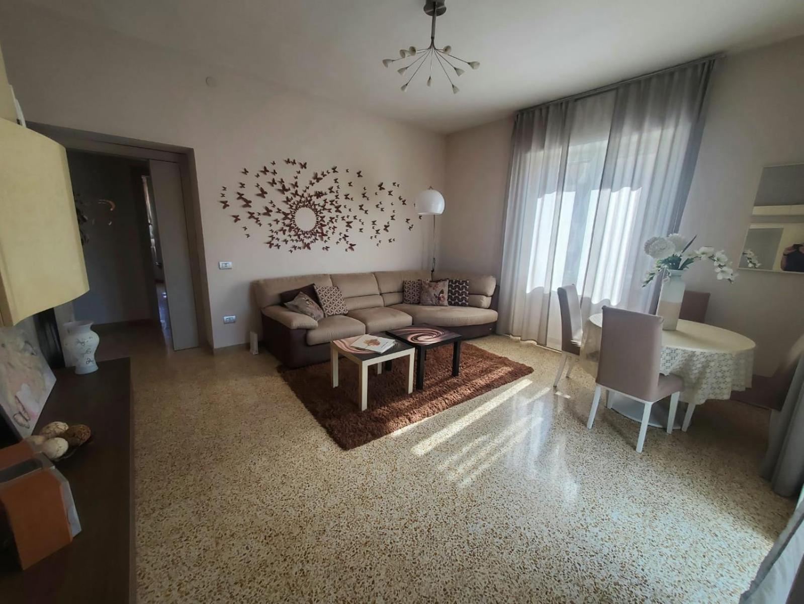 Appartement La Casa Di Giulia à Caserte Extérieur photo