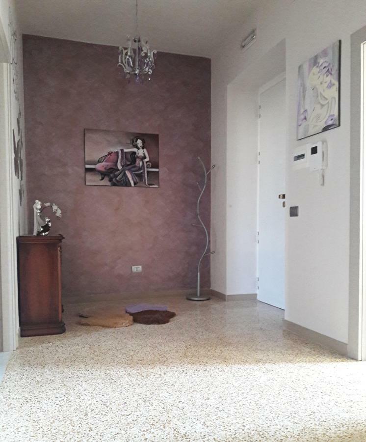 Appartement La Casa Di Giulia à Caserte Extérieur photo