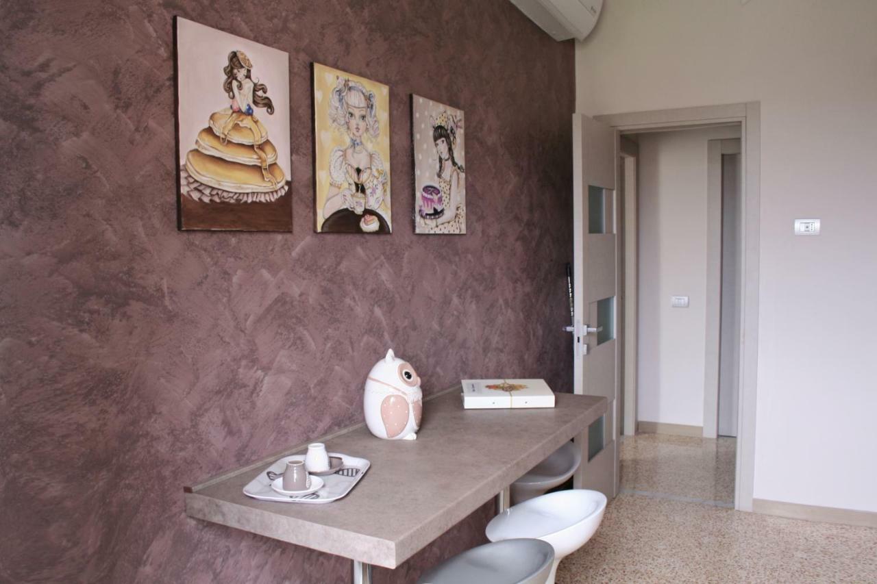 Appartement La Casa Di Giulia à Caserte Extérieur photo