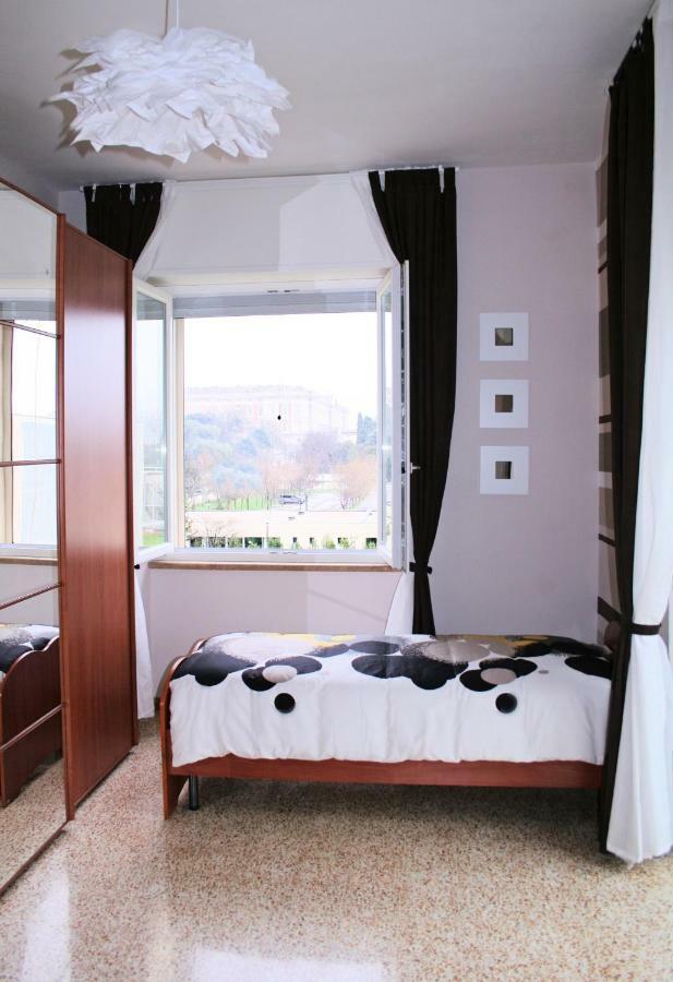 Appartement La Casa Di Giulia à Caserte Extérieur photo